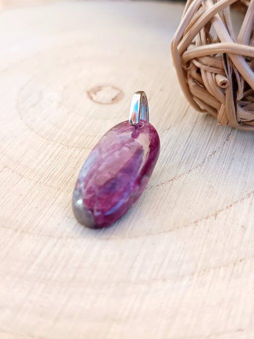 Rubellite - tourmaline rose sur quartz