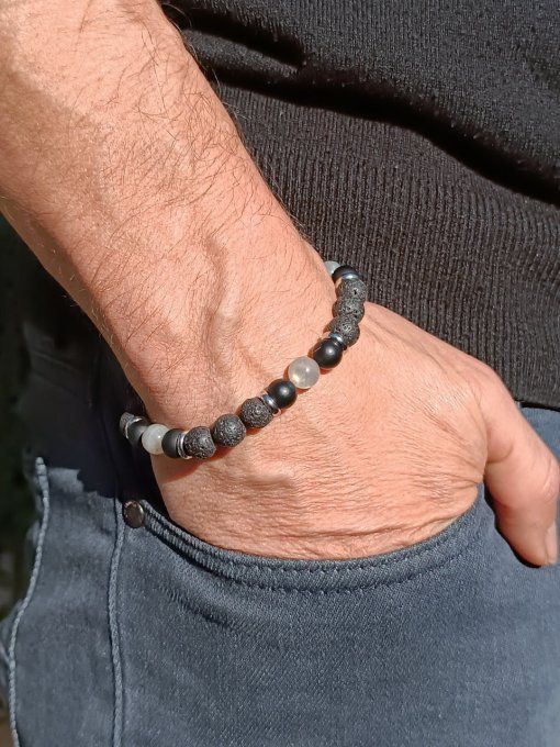 Pierre de lave et labradorite