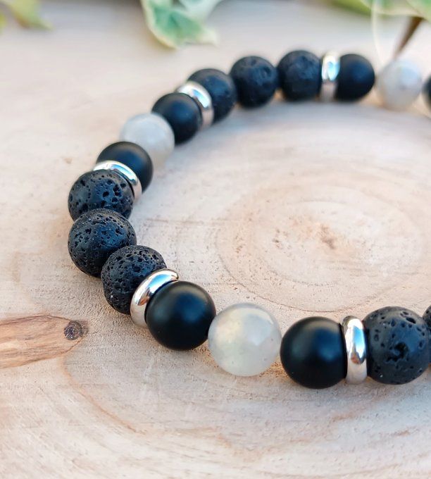 Pierre de lave et labradorite