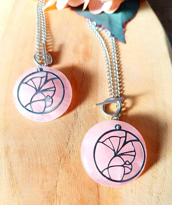 Sautoir quartz rose feuille de Ginkgo 