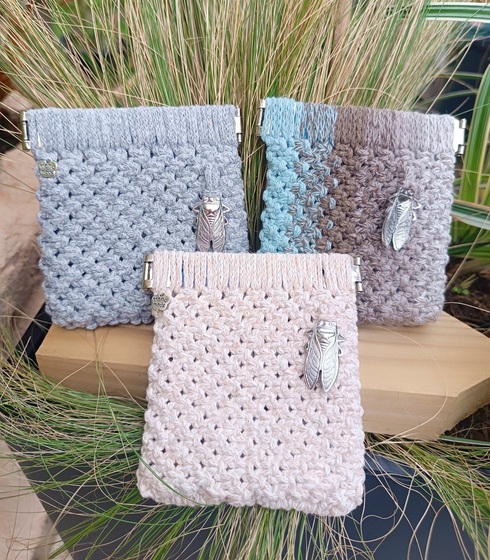 Porte-monnaie cigale argentée